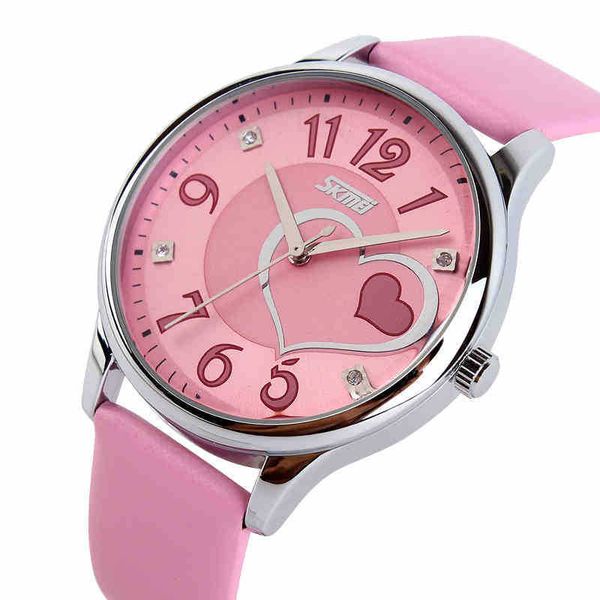 women fashion dress watch young ladies leather quartz watches casual vintage sports wristwatches new 2017 hours y18102310, Slivery;brown
women fashion dress watch young ladies leather quartz watches casual vintage sports wristwatches new 2017 hours y18102310, Slivery;brown