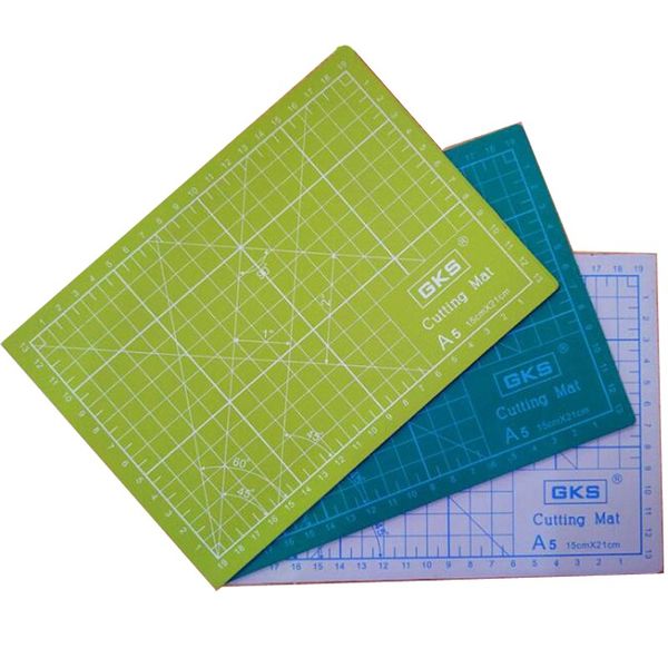 pvc cutting mats a5 size durable self-healing cutting pad for office and school 15cm*21cm plate 3 colors choose
pvc cutting mats a5 size durable self-healing cutting pad for office and school 15cm*21cm plate 3 colors choose