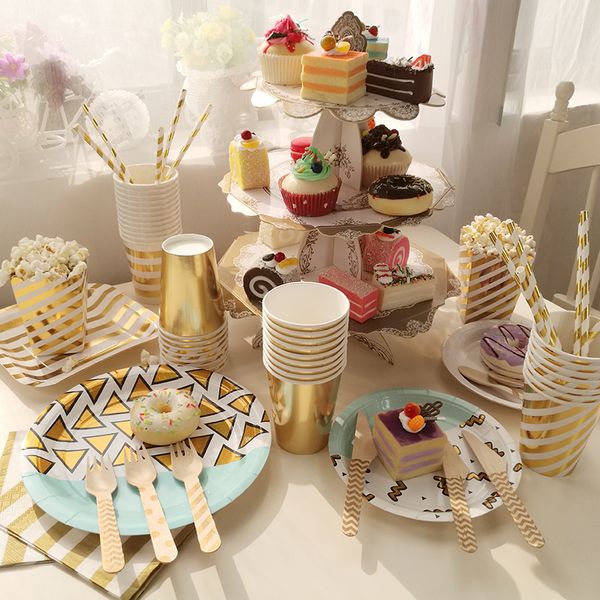 1set 7inch gold stripes paper plates wedding favors drinking cups birthday party decor valentine's day kids party supplies
1set 7inch gold stripes paper plates wedding favors drinking cups birthday party decor valentine's day kids party supplies