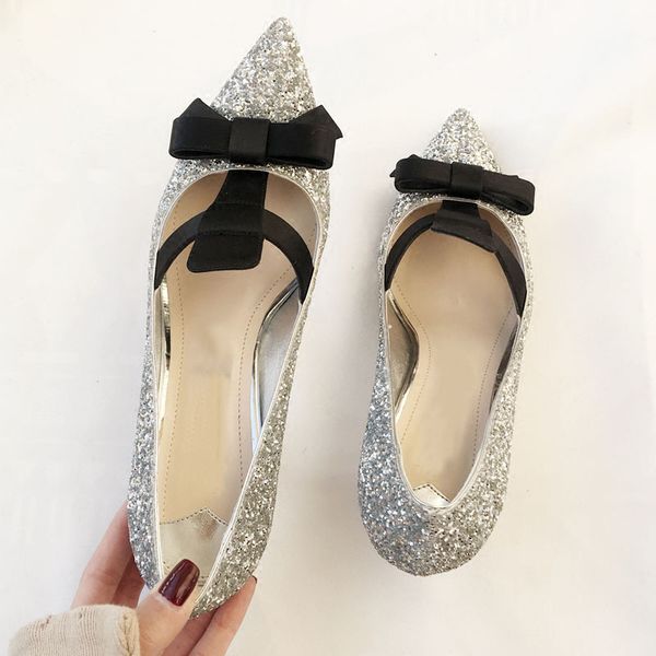 2018 ilver bridal wedding hoe women bling bling equin decor bowtie pointed toe glittery kitten heel pump
2018 ilver bridal wedding hoe women bling bling equin decor bowtie pointed toe glittery kitten heel pump