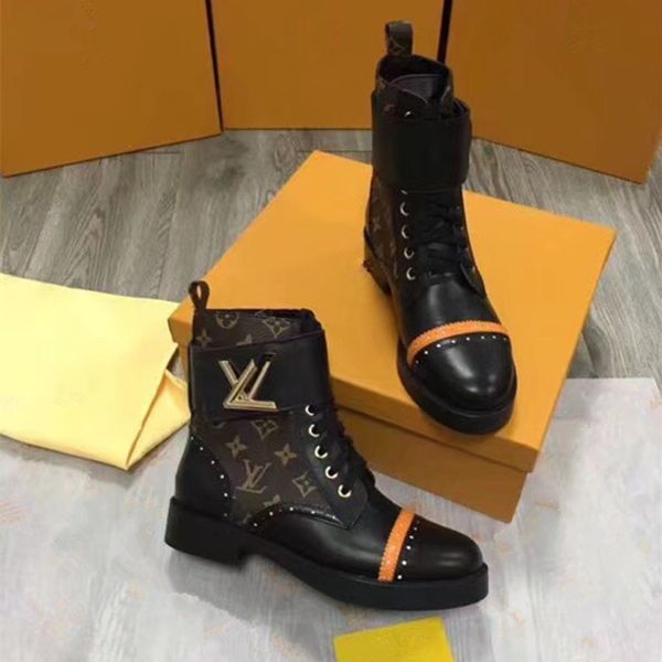 2019 new luxury luxury brand ladie ca ual boot flat bottomed middle tube ankle flat bottomed martin boot ize 35 41
2019 new luxury luxury brand ladie ca ual boot flat bottomed middle tube ankle flat bottomed martin boot ize 35 41