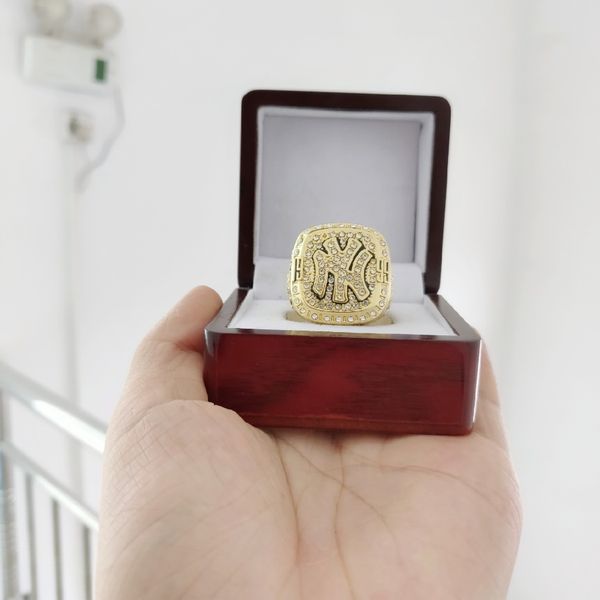 2018 Оптовая 1999 Нью-Йорк Yan kees World s eries Чемпионат кольцо с деревянной коробке вентиля 
2018 Оптовая 1999 Нью-Йорк Yan kees World s eries Чемпионат кольцо с деревянной коробке вентиля