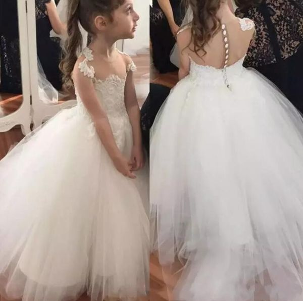 lovely flower girl dresses for wedding sheer jewel neck capped sleeves girl ball gown floor length kids formal wear for birthday party, White;blue
lovely flower girl dresses for wedding sheer jewel neck capped sleeves girl ball gown floor length kids formal wear for birthday party, White;blue