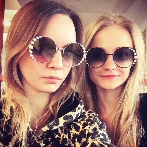 vintage round pearl luxury sunglasses women creative sunglasses shade sun glasses femme eyewear oculos lunette de soleil femme, White;black
vintage round pearl luxury sunglasses women creative sunglasses shade sun glasses femme eyewear oculos lunette de soleil femme, White;black