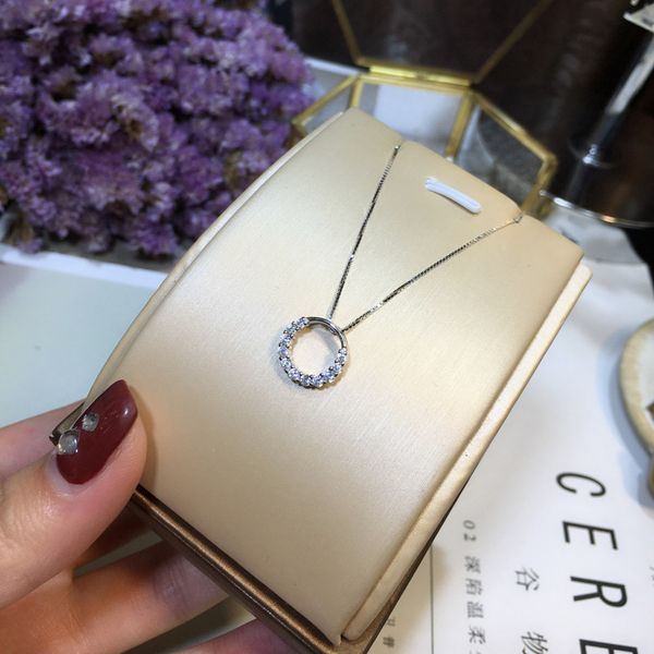 authentic 925 silver hollowed circle pendant simple designer quality women choker necklace
authentic 925 silver hollowed circle pendant simple designer quality women choker necklace