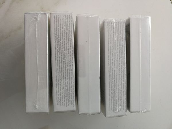 Fones de ouvido de celular troyn
Fones de ouvido de celular troyn