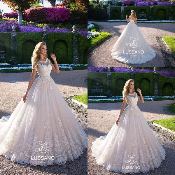 2018 ivory country lace wedding dresses sheer neck cap sleeves a line tulle bridal gowns for garden corset back long sweep train, White
2018 ivory country lace wedding dresses sheer neck cap sleeves a line tulle bridal gowns for garden corset back long sweep train, White