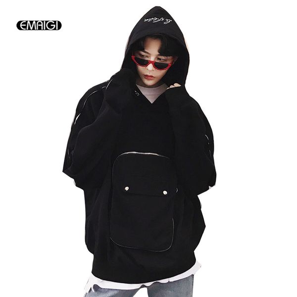2018 men packet long sleeve hooded sweatshirt male fashion casual loose pullover black white hoodie coat 
2018 men packet long sleeve hooded sweatshirt male fashion casual loose pullover black white hoodie coat