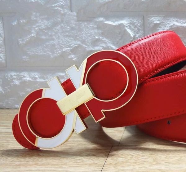 2018 Мода роскошный дизайнер мужские пояса большая пряжка металла женщин талии поя 
2018 Мода роскошный дизайнер мужские пояса большая пряжка металла женщин талии поя