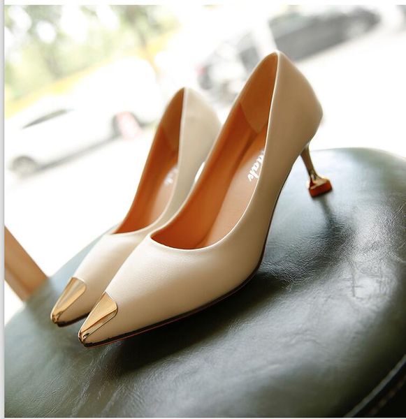 2018 new women's bridal shoes korean version of pointed high-heeled shoes shallow mouth stiletto bridal wedding shoes metal sheet, Black
2018 new women's bridal shoes korean version of pointed high-heeled shoes shallow mouth stiletto bridal wedding shoes metal sheet, Black