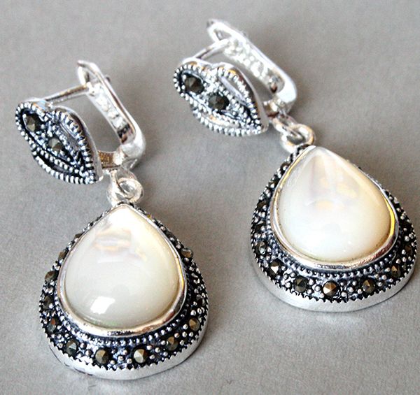 

unique lady's 925 silver natural white sea shell marcasite waterdrop earrings 11/2, Golden;silver