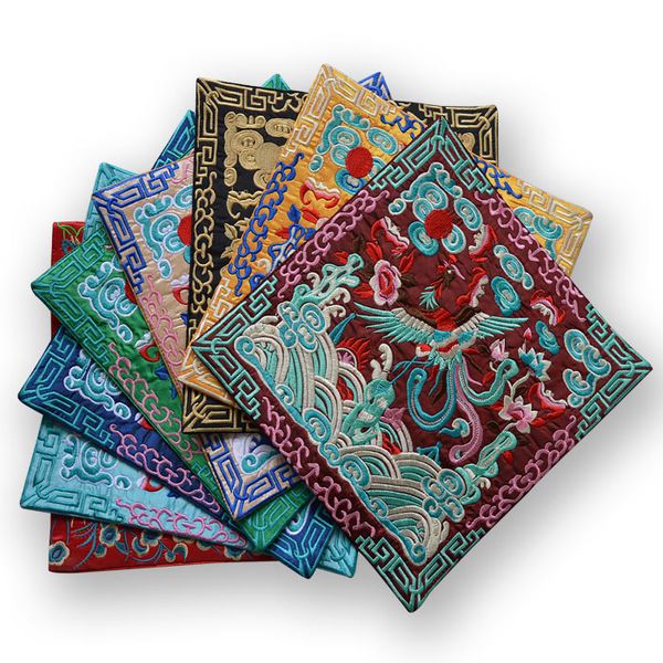 embroidery phoenix chinese cloth placemats dining table coffee mat satin creative square pallet mats vintage insulated pad 26 x 26 cm
embroidery phoenix chinese cloth placemats dining table coffee mat satin creative square pallet mats vintage insulated pad 26 x 26 cm