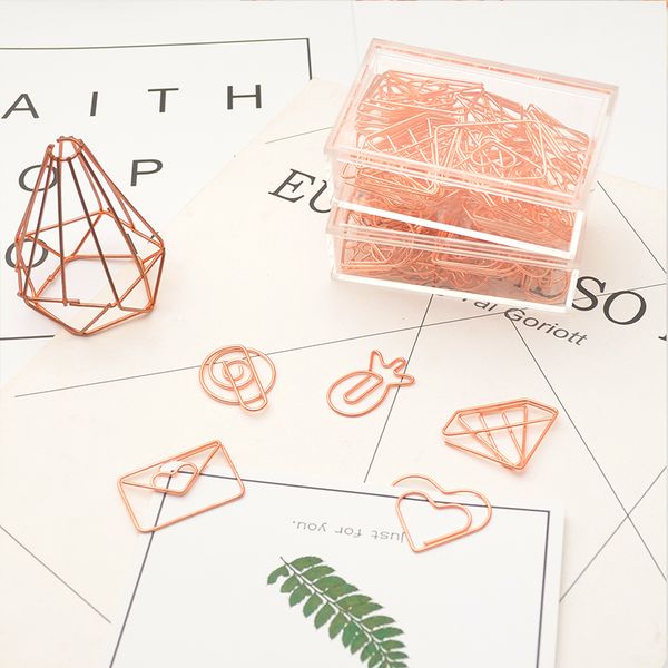 48pcs rose gold color plastic coated electroplating pineapple heart shape paper clips funny bookmark marking clips
48pcs rose gold color plastic coated electroplating pineapple heart shape paper clips funny bookmark marking clips
