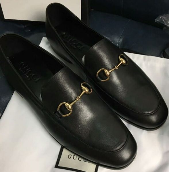 Soft Leather men leisure dress shoe part gift doug shoes Metal Buckle Slip-on Famous brand man lazy falts Loafers Zapatos Hombre 40-46 V4230
Soft Leather men leisure dress shoe part gift doug shoes Metal Buckle Slip-on Famous brand man lazy falts Loafers Zapatos Hombre 40-46 V4230