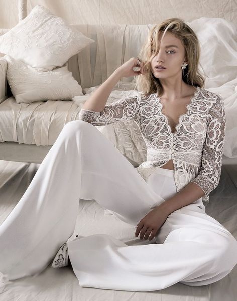 designer 2019 lihi hod jumpsuits beach wedding dresses bohemia two pieces bridal gowns lace jackets wedding dress, White
designer 2019 lihi hod jumpsuits beach wedding dresses bohemia two pieces bridal gowns lace jackets wedding dress, White