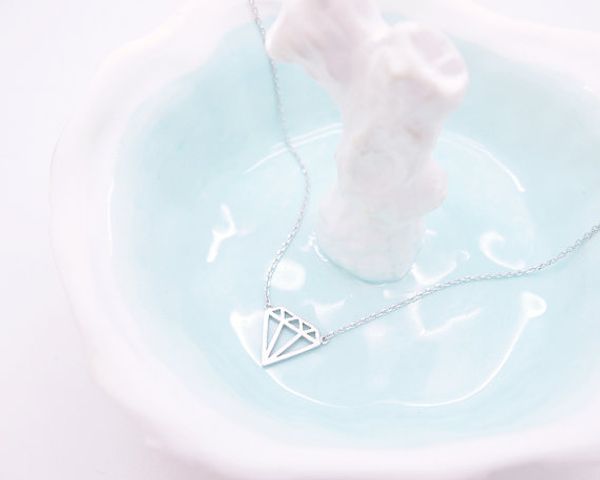 30pcs gold/silver geometric flat diamond triangle necklace cut out subulate pendant polygon layering chain jewelry for couple
30pcs gold/silver geometric flat diamond triangle necklace cut out subulate pendant polygon layering chain jewelry for couple