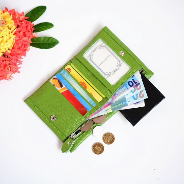 designer wallet female soft genuine leather coin purse ladies folder change wallets short holder bag, Red;black
designer wallet female soft genuine leather coin purse ladies folder change wallets short holder bag, Red;black