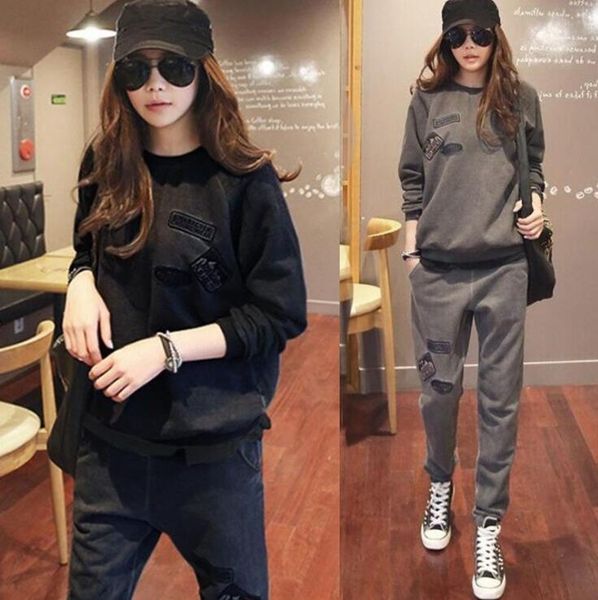 autumn women's sport suit tracksuit women warm sweater set o-neck pullover female sport set casual wear, White;red
autumn women's sport suit tracksuit women warm sweater set o-neck pullover female sport set casual wear, White;red