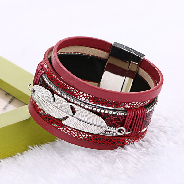 nouvelle mode alliage plume feuilles large magntique en cuir bracelets et bracelets multicouche bijoux pour femmes, Golden;silver
nouvelle mode alliage plume feuilles large magntique en cuir bracelets et bracelets multicouche bijoux pour femmes, Golden;silver