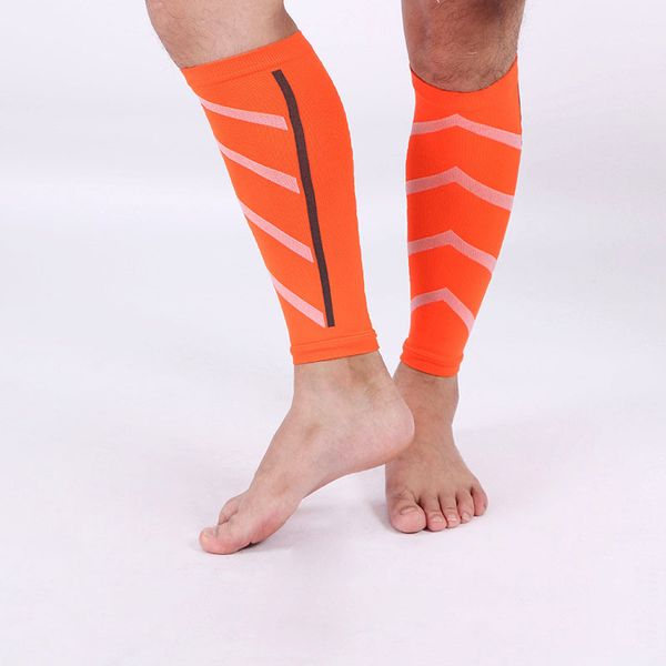 1 pair sport safety compression running leg guard calf support basketball soccer shin guard outdoor keep warmer leg sleeves, Black;yellow
1 pair sport safety compression running leg guard calf support basketball soccer shin guard outdoor keep warmer leg sleeves, Black;yellow
