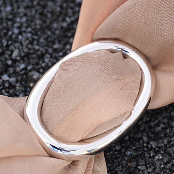 men women silk pig nose scarf buckle brooch ornament copper & pure gold color carriage hijab shawl scarf scarves buckle clips, Silver
men women silk pig nose scarf buckle brooch ornament copper & pure gold color carriage hijab shawl scarf scarves buckle clips, Silver