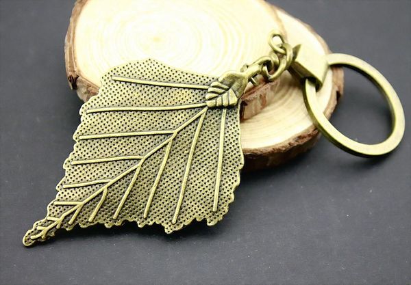 6 pieces key chain women key rings for car keychains with charms big leaf 70x44mm, Slivery;golden
6 pieces key chain women key rings for car keychains with charms big leaf 70x44mm, Slivery;golden