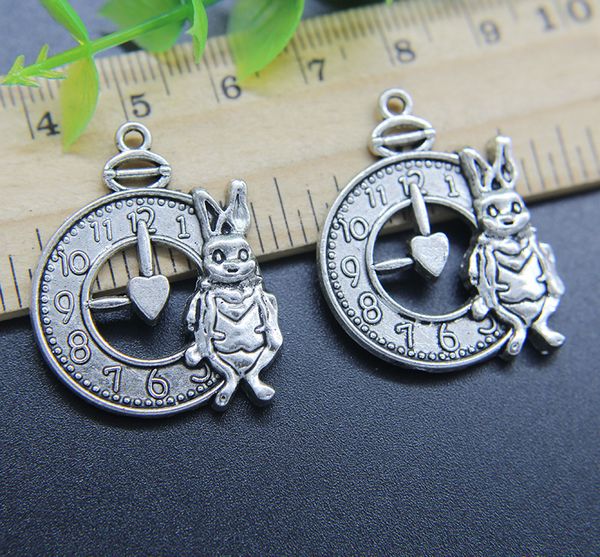 wholesale 30pcs rabbit horologe alloy charms pendant retro jewelry making diy keychain ancient silver pendant for bracelet earrings 31*25mm, Bronze;silver
wholesale 30pcs rabbit horologe alloy charms pendant retro jewelry making diy keychain ancient silver pendant for bracelet earrings 31*25mm, Bronze;silver