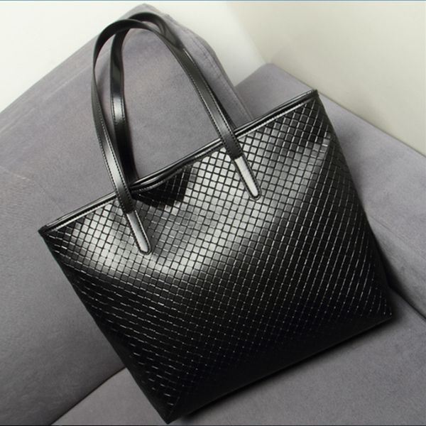 autumn korean version of the new fashion simple bag wild bag casual lady handbag plaid large capacity tote
autumn korean version of the new fashion simple bag wild bag casual lady handbag plaid large capacity tote