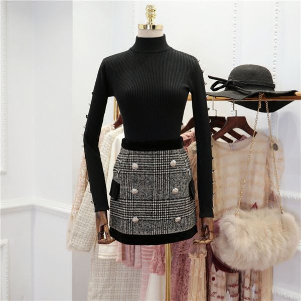 fall winter new 2017 designer suit set women's long sleeves lion buttons knitting pullover sweater plaid skirt set, White;black
fall winter new 2017 designer suit set women's long sleeves lion buttons knitting pullover sweater plaid skirt set, White;black