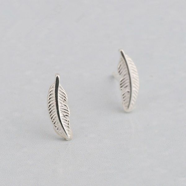 real 925 sterling silver feather stud earrings for women girl gift leaf brincos sterling silver jewelry bijoux es146, Golden;silver
real 925 sterling silver feather stud earrings for women girl gift leaf brincos sterling silver jewelry bijoux es146, Golden;silver