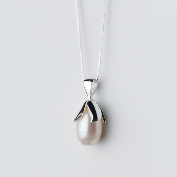 2018 fashion long necklaces s925 sterling silver choker pearl necklace flower flowers pendant beach summer women jewelry present
2018 fashion long necklaces s925 sterling silver choker pearl necklace flower flowers pendant beach summer women jewelry present
