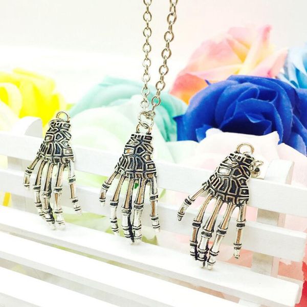 горячие популярные античный серебряный скелет призрак руки подвески ожерелье серьги набор мода творческий женщины ювелирные изделия аксессуа, Silver
горячие популярные античный серебряный скелет призрак руки подвески ожерелье серьги набор мода творческий женщины ювелирные изделия аксессуа, Silver