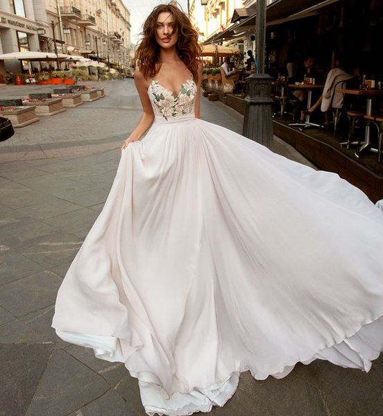 stunning flower appliqued lace wedding dresses a line spaghetti straps bohemian bridal gowns chiffon sweep train boho vestido de novia, White
stunning flower appliqued lace wedding dresses a line spaghetti straps bohemian bridal gowns chiffon sweep train boho vestido de novia, White