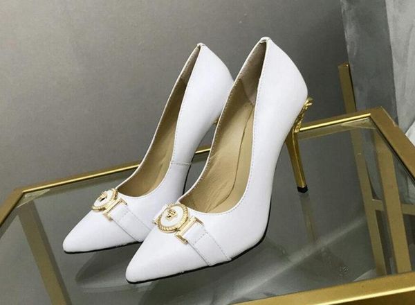 2018 New ACE Luxury Brand Medusa High Heels Black Genuine Leather Pointed Toe Coat paint Pumps box size35-41 free shipping
2018 New ACE Luxury Brand Medusa High Heels Black Genuine Leather Pointed Toe Coat paint Pumps box size35-41 free shipping