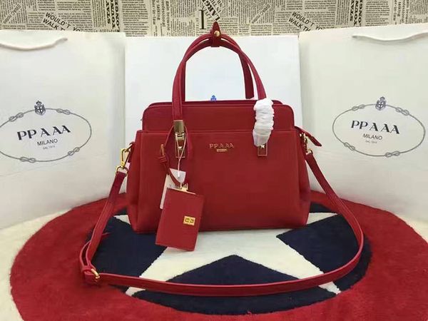 High quality cow leather handbags fashion metal zipper large capacity designer handbag multiple colors available
High quality cow leather handbags fashion metal zipper large capacity designer handbag multiple colors available