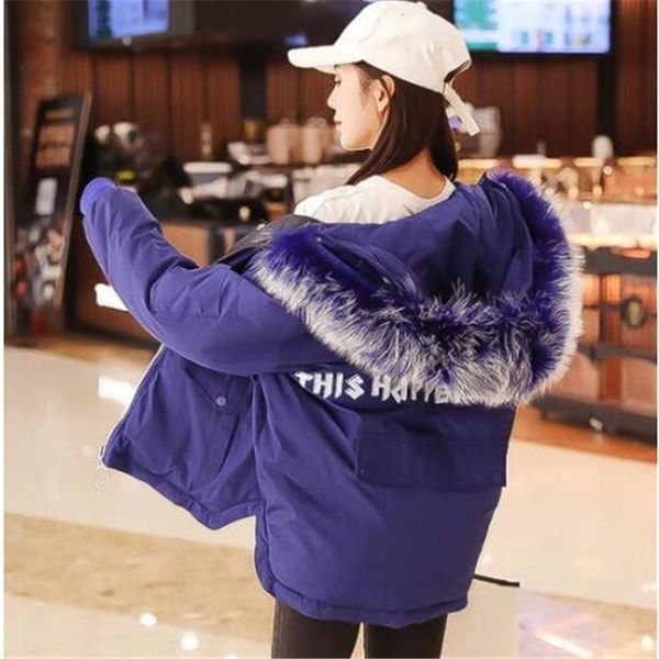 2018 new down jacket female short paragraph large size fur collar casual cotton clothing embroidered letter pocket jacket, Black
2018 new down jacket female short paragraph large size fur collar casual cotton clothing embroidered letter pocket jacket, Black
