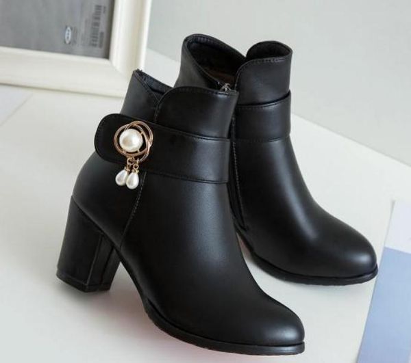 send 2018 autumn and winter new style high heel short boots coarse heel korean fashion women martin boots, Black
send 2018 autumn and winter new style high heel short boots coarse heel korean fashion women martin boots, Black