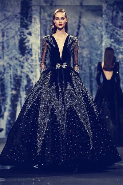 evening dress ziad naked black velvet long sleeve vneck crystal ball gown velvet almoda gianninaazar zuhlair murad kim kardashian, Black;pink
evening dress ziad naked black velvet long sleeve vneck crystal ball gown velvet almoda gianninaazar zuhlair murad kim kardashian, Black;pink