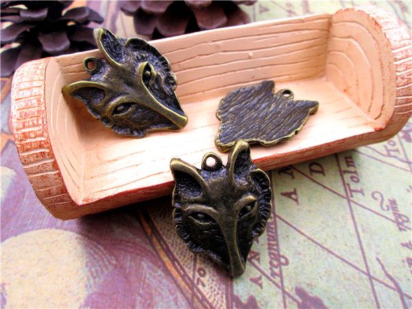 18pcs--wolf charms,antique bronze lovely thick wolf head charms pendant ,diy supplies, jewelry making,31x24mm, Bronze;silver
18pcs--wolf charms,antique bronze lovely thick wolf head charms pendant ,diy supplies, jewelry making,31x24mm, Bronze;silver