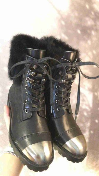 Fashion Luxury Designer Women Boots Designer Boots With Animal Fur High Tops Women Snow Boots Winter Out Door Party Shoes DHL Free Ship 
Fashion Luxury Designer Women Boots Designer Boots With Animal Fur High Tops Women Snow Boots Winter Out Door Party Shoes DHL Free Ship