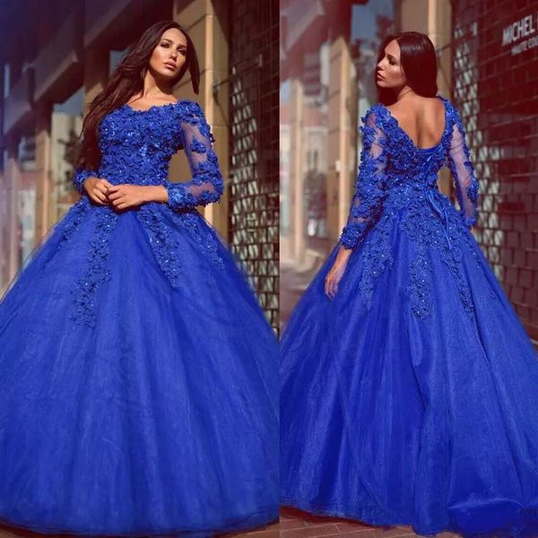 arabic royal blue ball gown evening dresses 2020 with long sleeves flower beaded sweet train formal prom gowns, Black;red
arabic royal blue ball gown evening dresses 2020 with long sleeves flower beaded sweet train formal prom gowns, Black;red