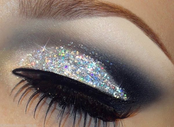 glitter eyes - holographic silver eye shadow kit glitter pot fixing gel brush
glitter eyes - holographic silver eye shadow kit glitter pot fixing gel brush