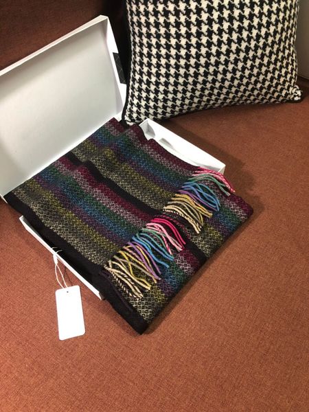 шарф 2018 классические мужчины и женщины, роскошная шерсть, шелк и элегантная личность моды красоты самый красивые, Blue;gray
шарф 2018 классические мужчины и женщины, роскошная шерсть, шелк и элегантная личность моды красоты самый красивые, Blue;gray