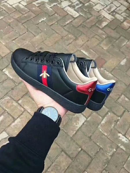 2018 New Ace Embroidery Small Bee Men Women Loafers Sneakers Fashion G Low Lace up Casual Flat Shoes Outdoor Unisex Zapatos Trainers 36-44
2018 New Ace Embroidery Small Bee Men Women Loafers Sneakers Fashion G Low Lace up Casual Flat Shoes Outdoor Unisex Zapatos Trainers 36-44