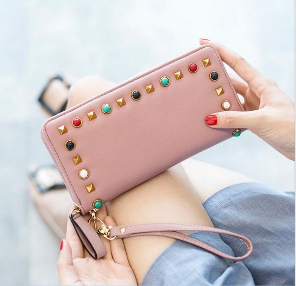 2017 european and american fashion colored jewel rivet wallet female long zipper large capacity ladies hand bag, Red;black
2017 european and american fashion colored jewel rivet wallet female long zipper large capacity ladies hand bag, Red;black