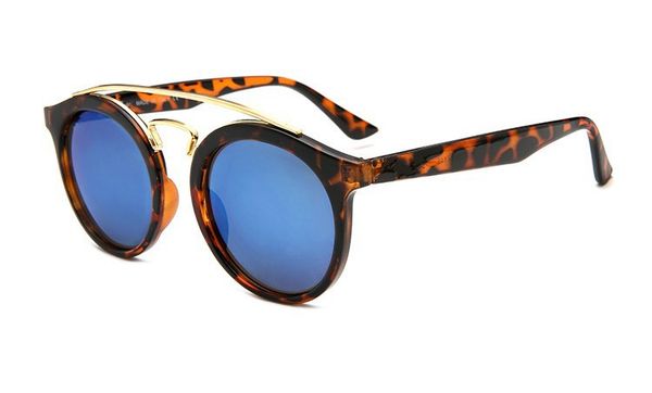 new 4256 color film sunglasses men and women with the glare of bright sunglasses driving sunglasses, White;black
new 4256 color film sunglasses men and women with the glare of bright sunglasses driving sunglasses, White;black