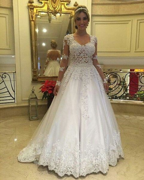 vinatge long sleeve lace wedding dresses a-line beads applique tulle sheer bridal gowns backless vestido de noiva 2019 selling new w920, White
vinatge long sleeve lace wedding dresses a-line beads applique tulle sheer bridal gowns backless vestido de noiva 2019 selling new w920, White