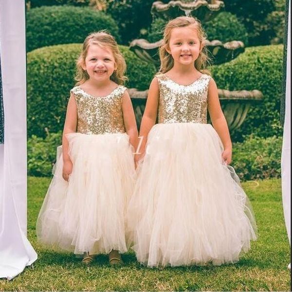 shinning sequined flower girls dresses for weddings jewel tulle first communion dress back zipper cute girls pageant gowns sleeveless, White;blue
shinning sequined flower girls dresses for weddings jewel tulle first communion dress back zipper cute girls pageant gowns sleeveless, White;blue