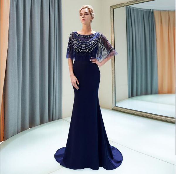 2018 shawl style crystal navy blue long prom party dresses scoop neckline prom dress custom chiffon sleeveless evening formal gown 63689, Black;red
2018 shawl style crystal navy blue long prom party dresses scoop neckline prom dress custom chiffon sleeveless evening formal gown 63689, Black;red