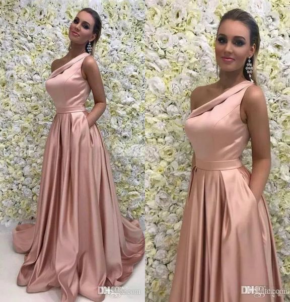 new stylish one shoulder red carpet evening dress draped satin sweep train formal prom drerss sweep train zuhair murad women gowns, Black;red
new stylish one shoulder red carpet evening dress draped satin sweep train formal prom drerss sweep train zuhair murad women gowns, Black;red